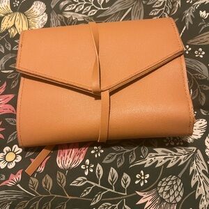 Glass Ladder and Co. Organizer